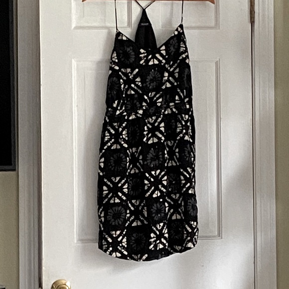 Black batik mini sundress from Madewell. XS/S - Picture 1 of 3